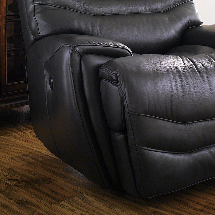 <b>E543-Black</b>Leather Recliner Chair