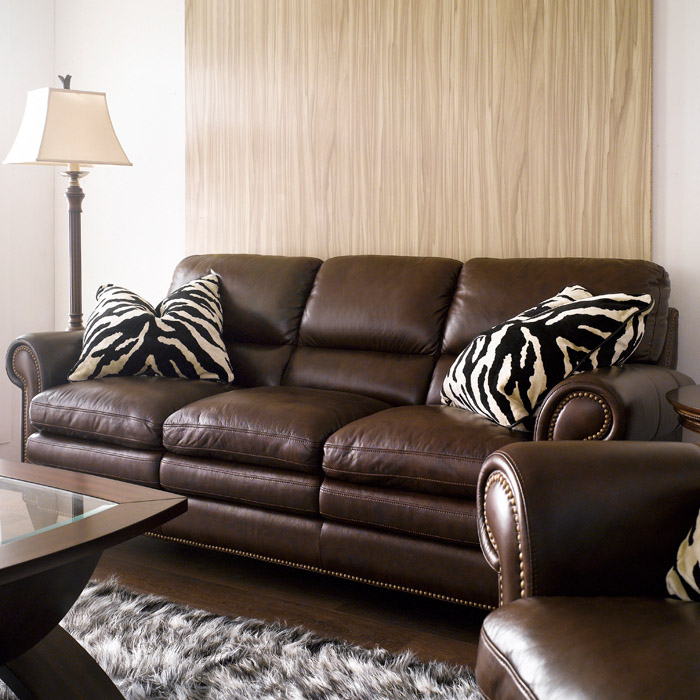 <b> 8165-Brown </b> Leather Sofa