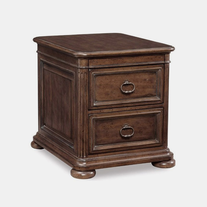 <b> 204304 Cotswold </b> End Table