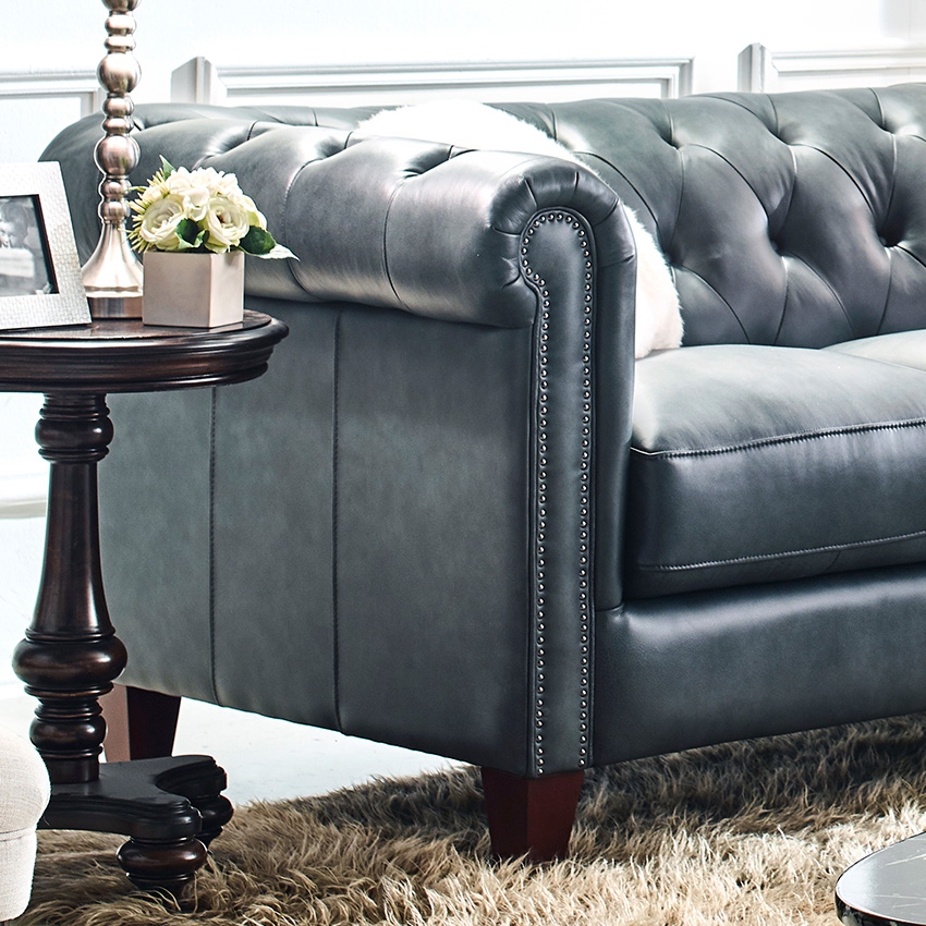 <b>8687-30</b>Leather Sofa