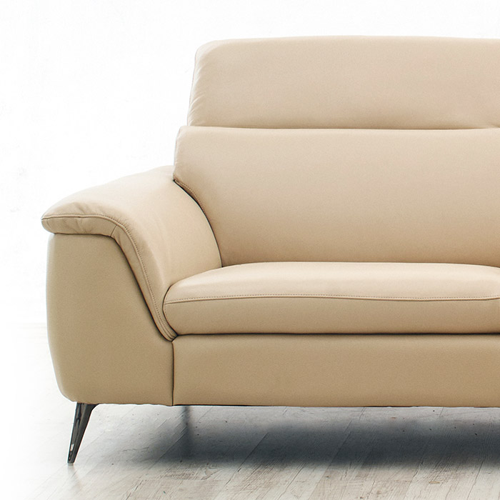 <b> 10458 Ivory </b> 4-Seater Leather Sofa